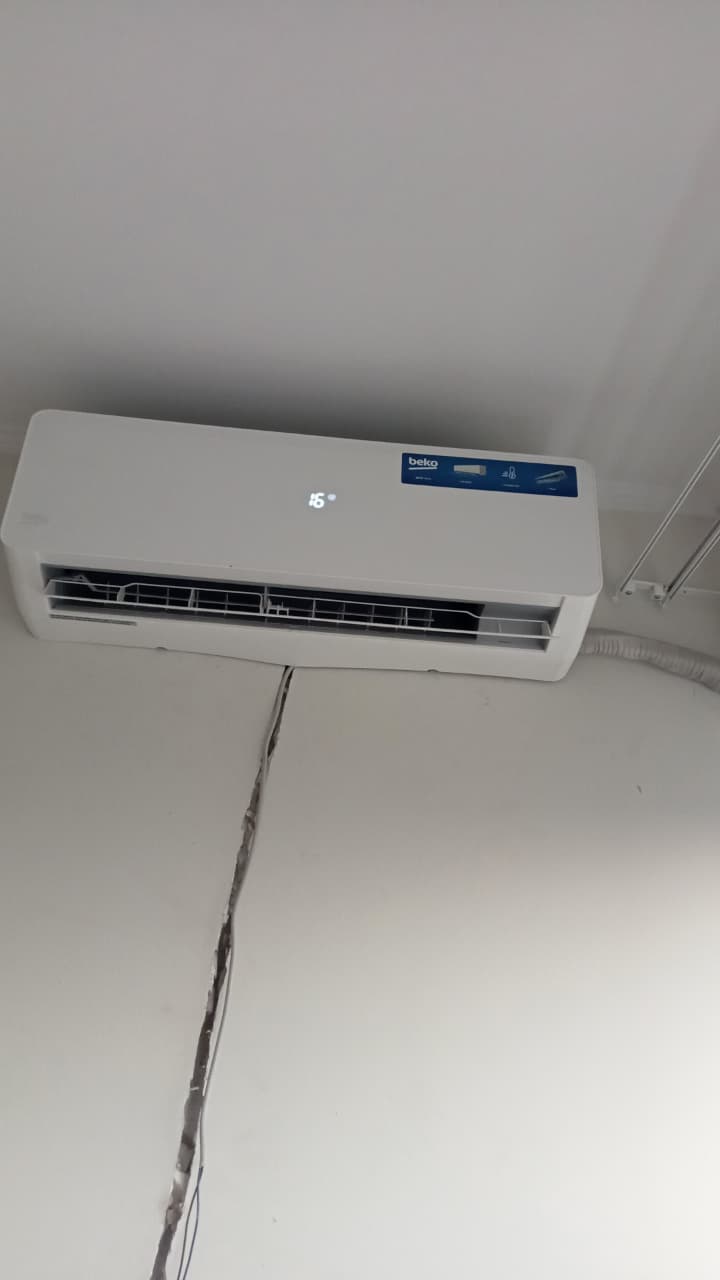 Внутренний блок кондиционера после монтажа